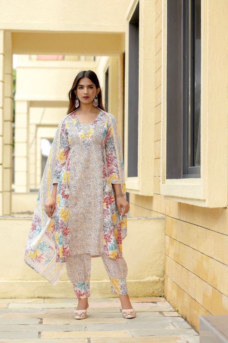 Graceful Printed Mal Cotton Kurta Set